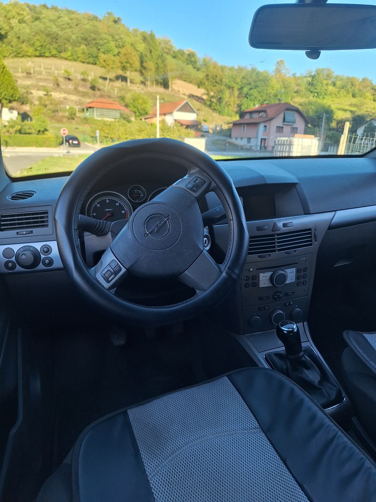 Opel Astra 1,7 CDTI, fotografija 6