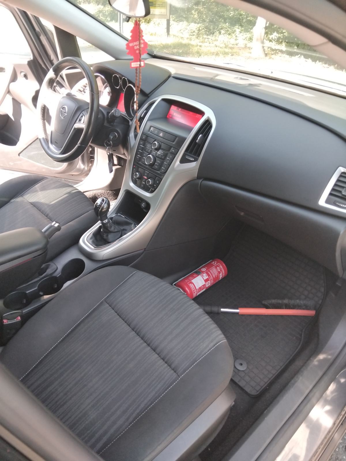 Opel Astra 1,7 CDTI, fotografija 11