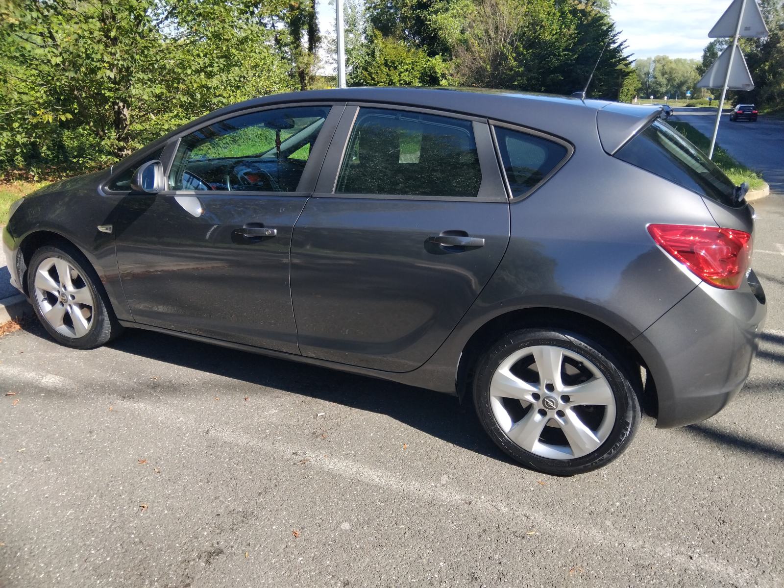 Opel Astra 1,7 CDTI, fotografija 17