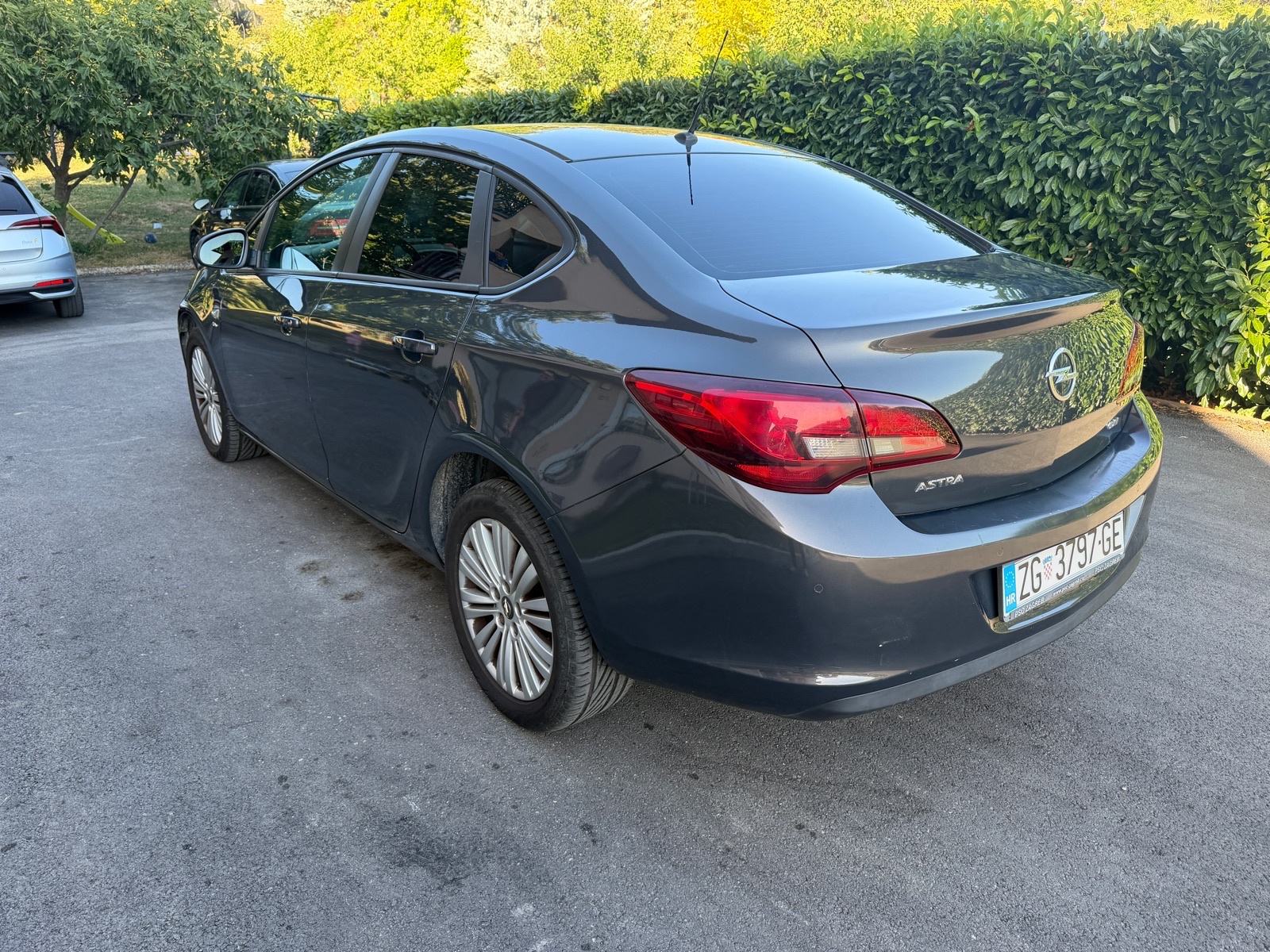 Opel Astra 1.7 cdti, fotografija 3