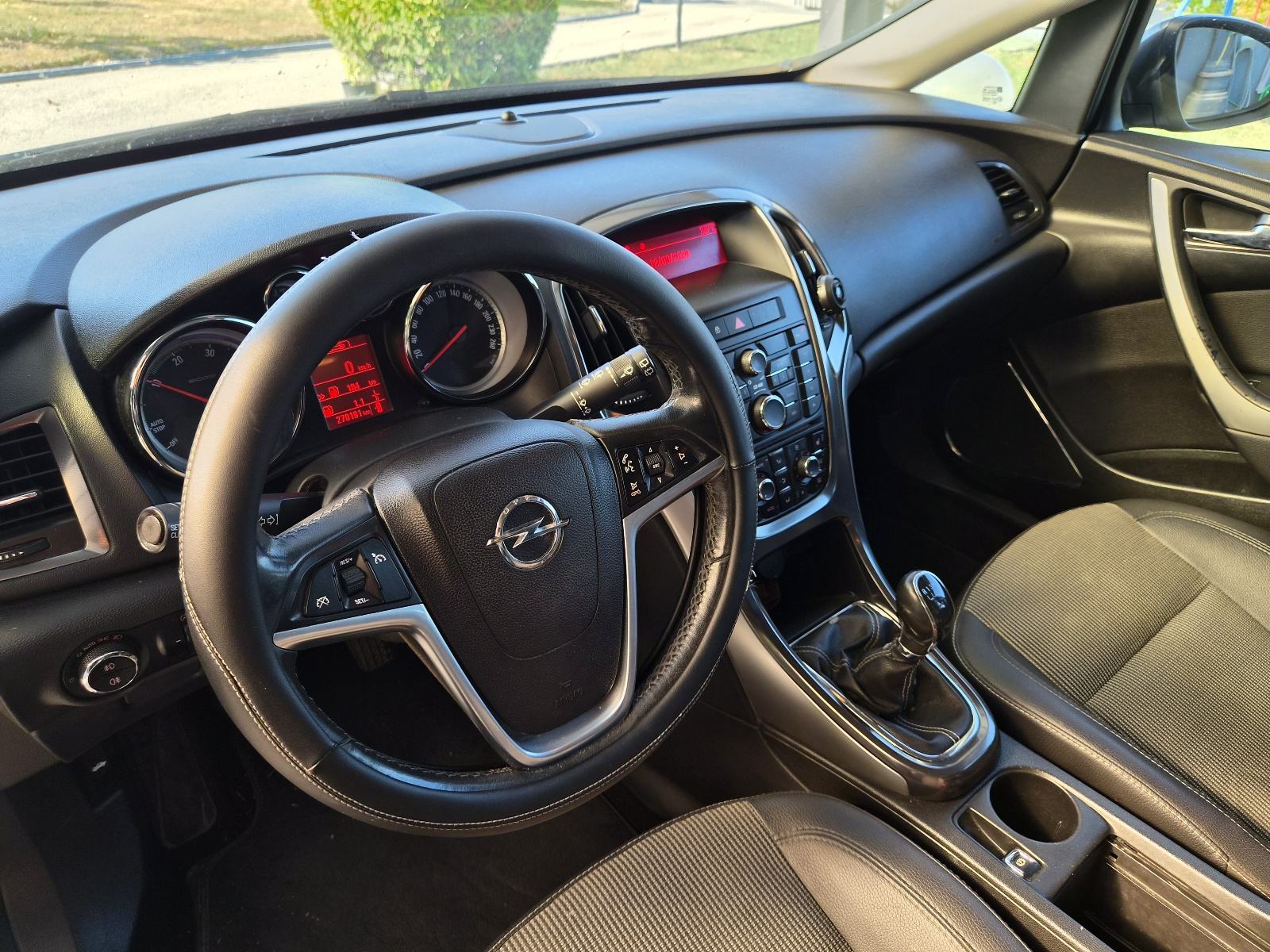 Opel Astra 1,7 CDTI Sport, fotografija 10