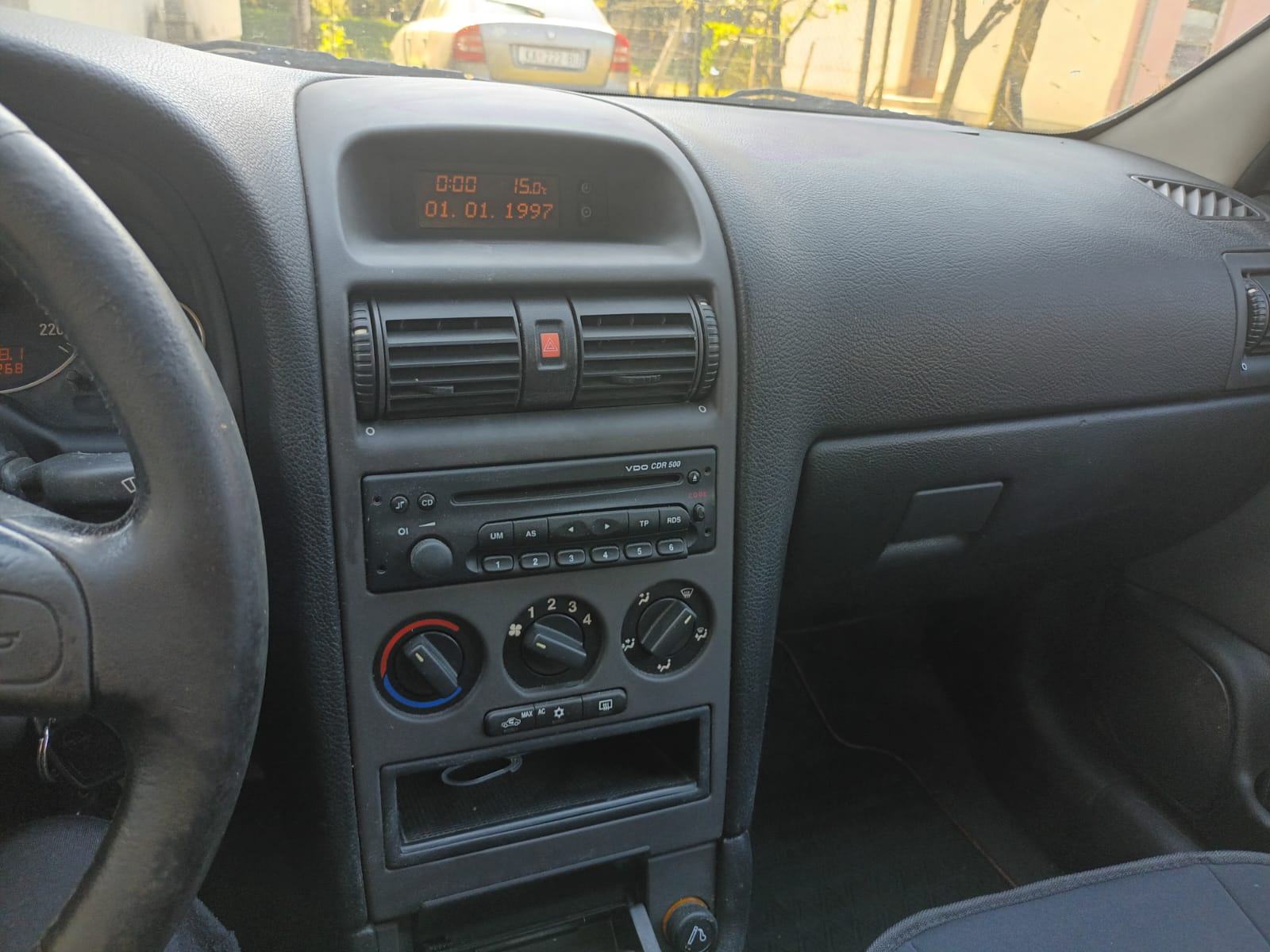 Opel Astra 1,7 DT, klima, upravo registrirana, fotografija 8