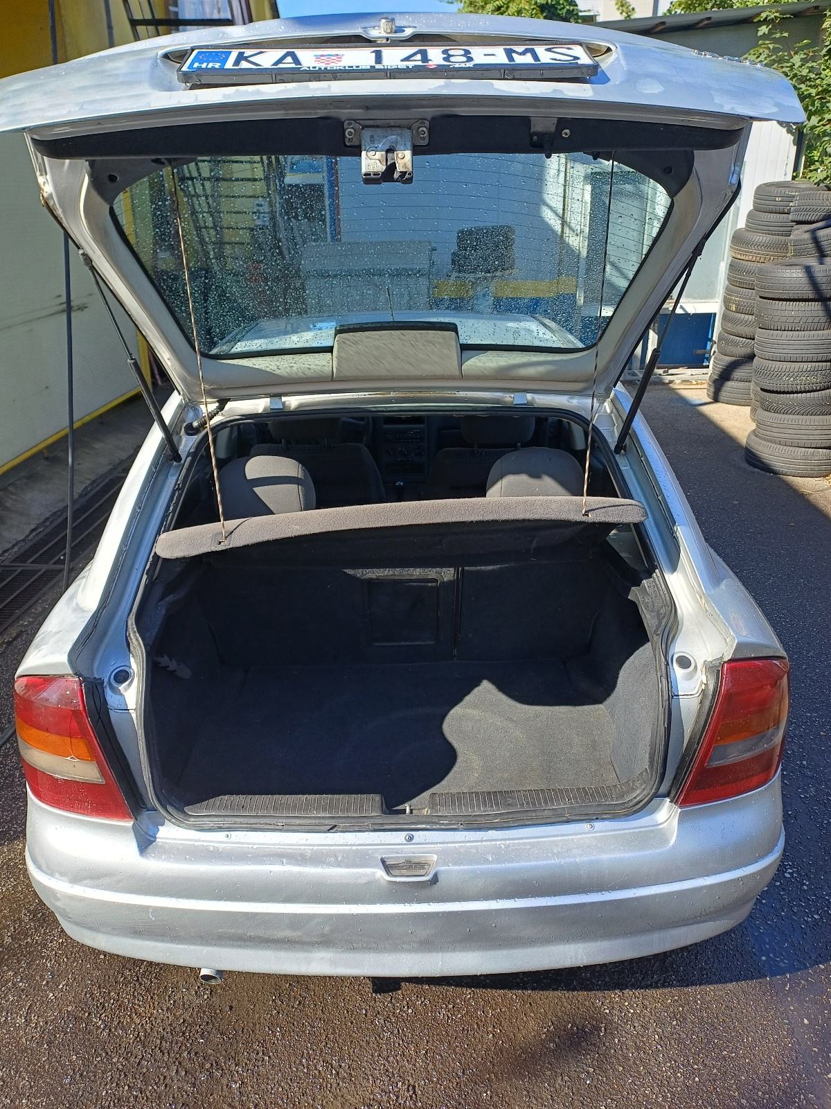 Opel Astra 1,7 DT reg 9/27 250tkm klima, fotografija 14