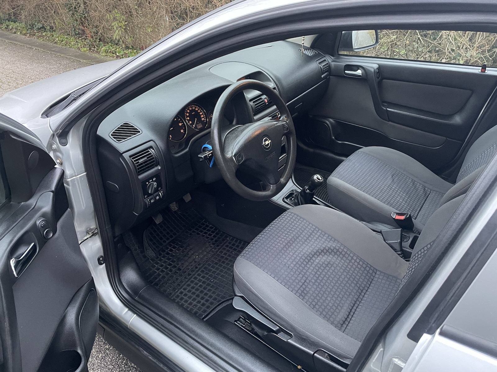 Opel Astra 1,7 DT, fotografija 4