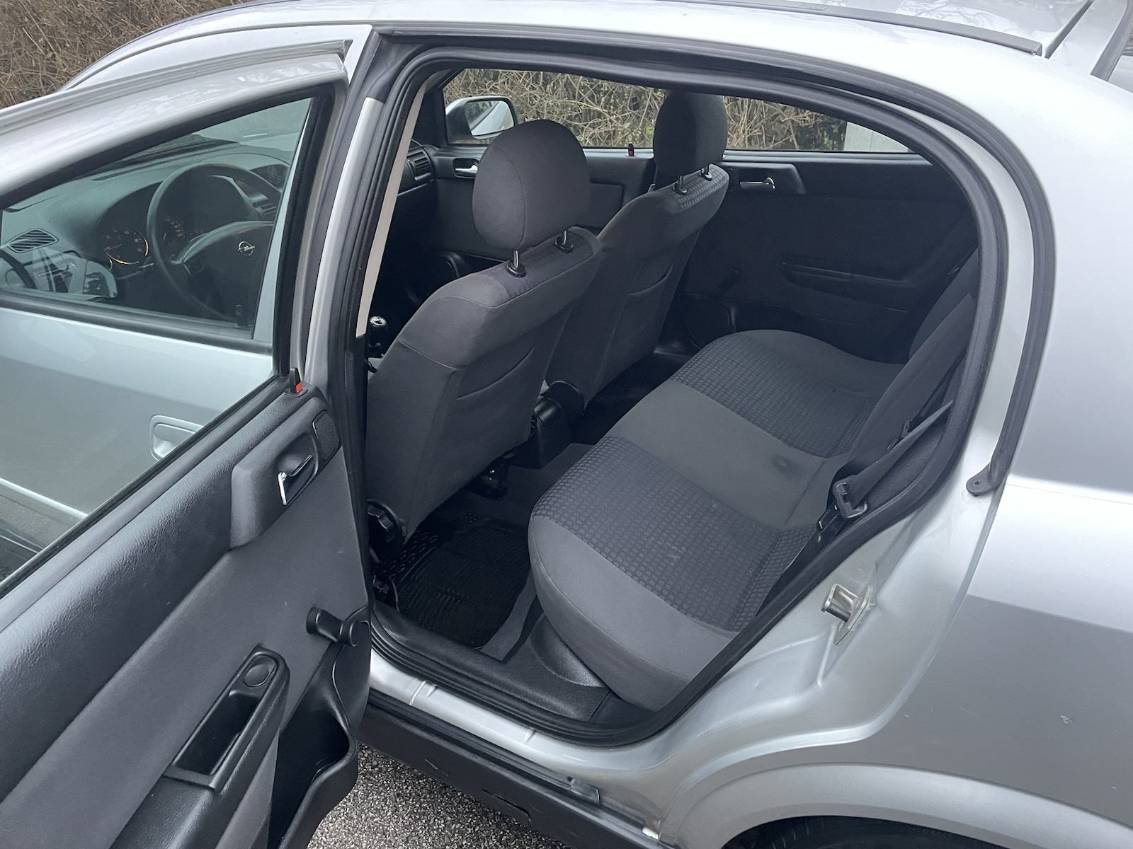 Opel Astra 1,7 DT, fotografija 7