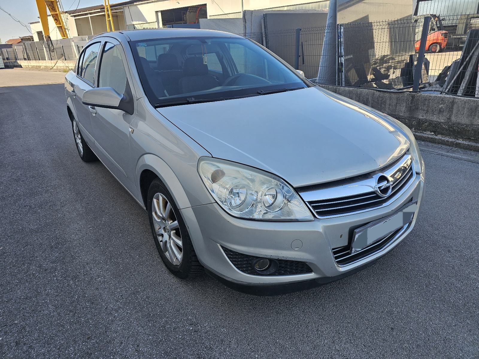 Opel Astra 1,8 benz 16V, 2008.g, Reg. 01/27, nije uvoz, prvi vlasnik!, fotografija 10