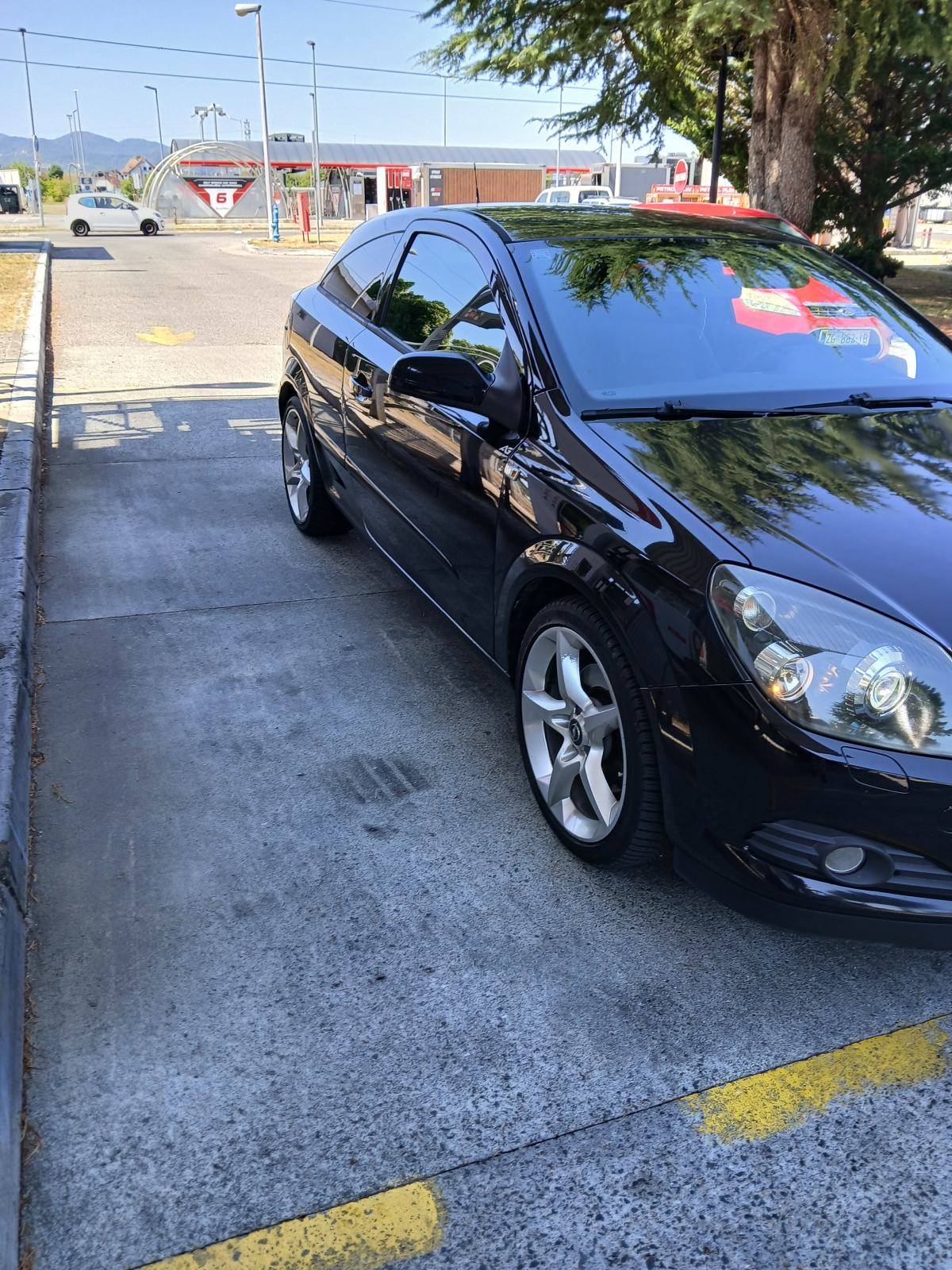 Opel Astra 1,9 CDTI Sport GTC, fotografija 5