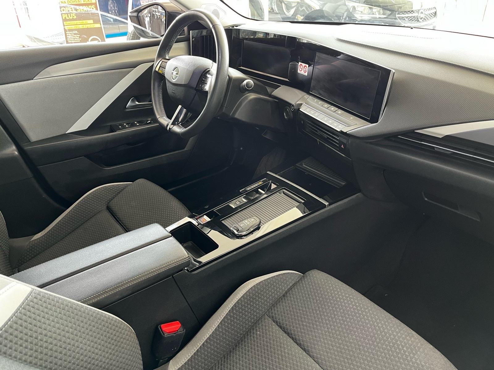 Opel Astra Business Edition 1,5D AT8 - JAMSTVO - AGR, Kamera, Keyless, fotografija 9