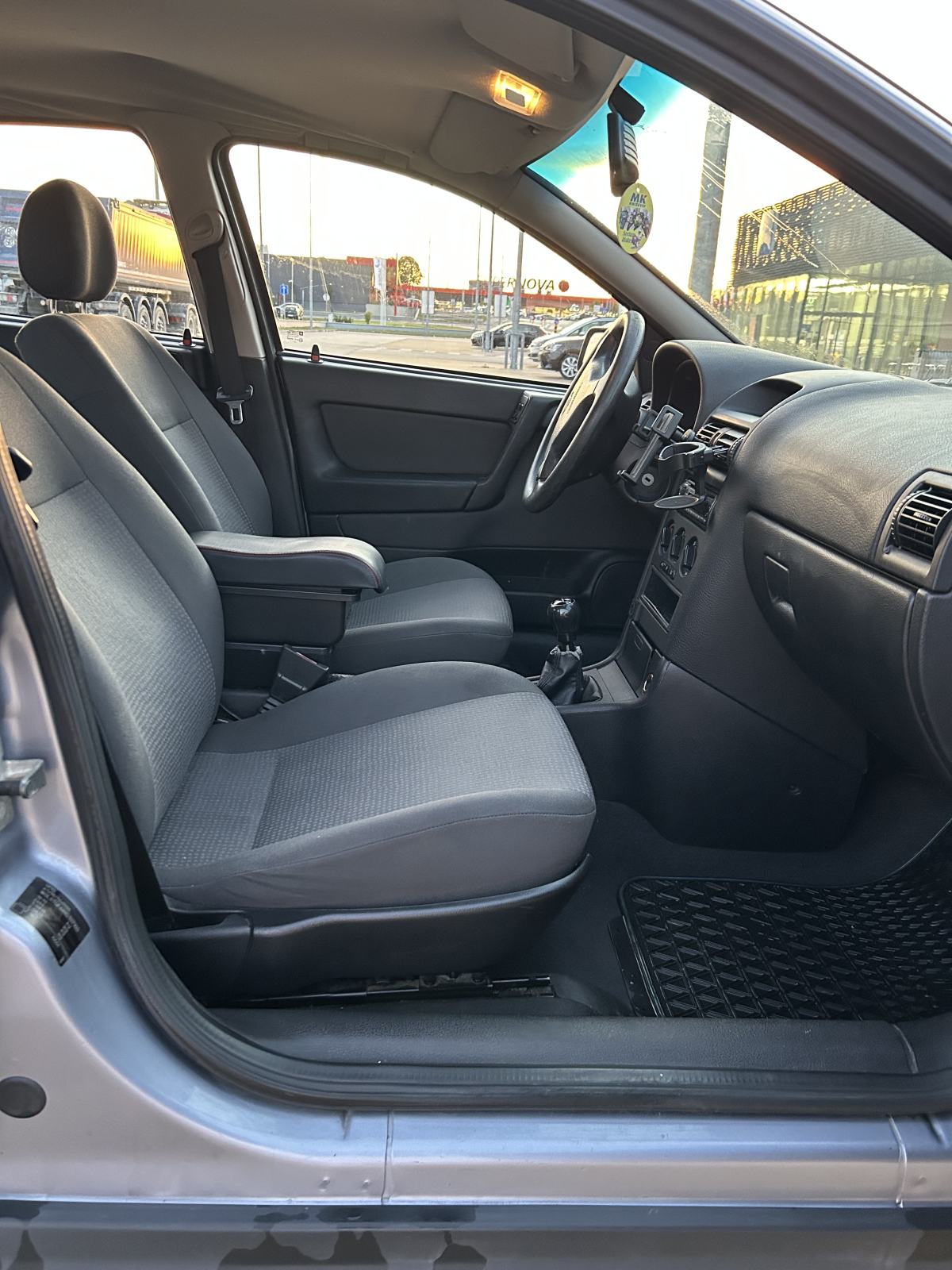 Opel Astra Classic twinport 1.4. + LPG (reg. do 3/2027), fotografija 10