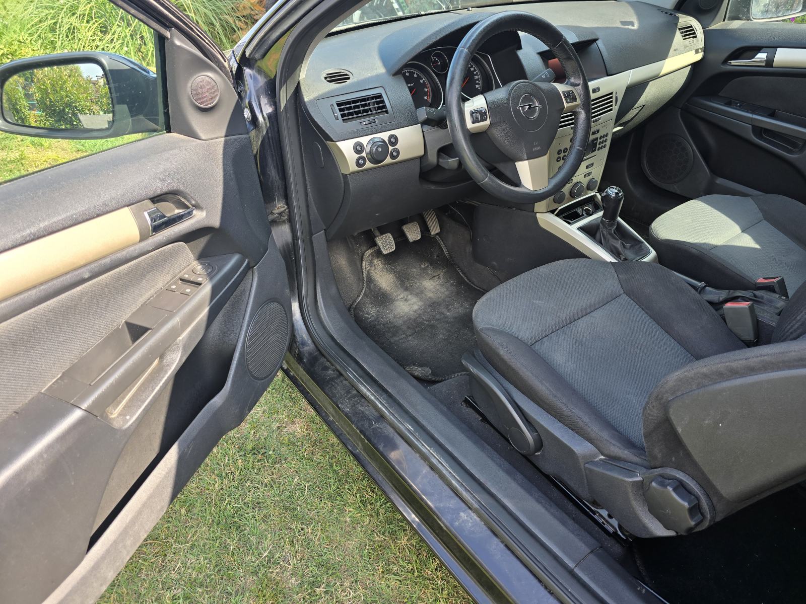 Opel Astra Coupe 1.6 reg.1g.do 14.7.2027, fotografija 6