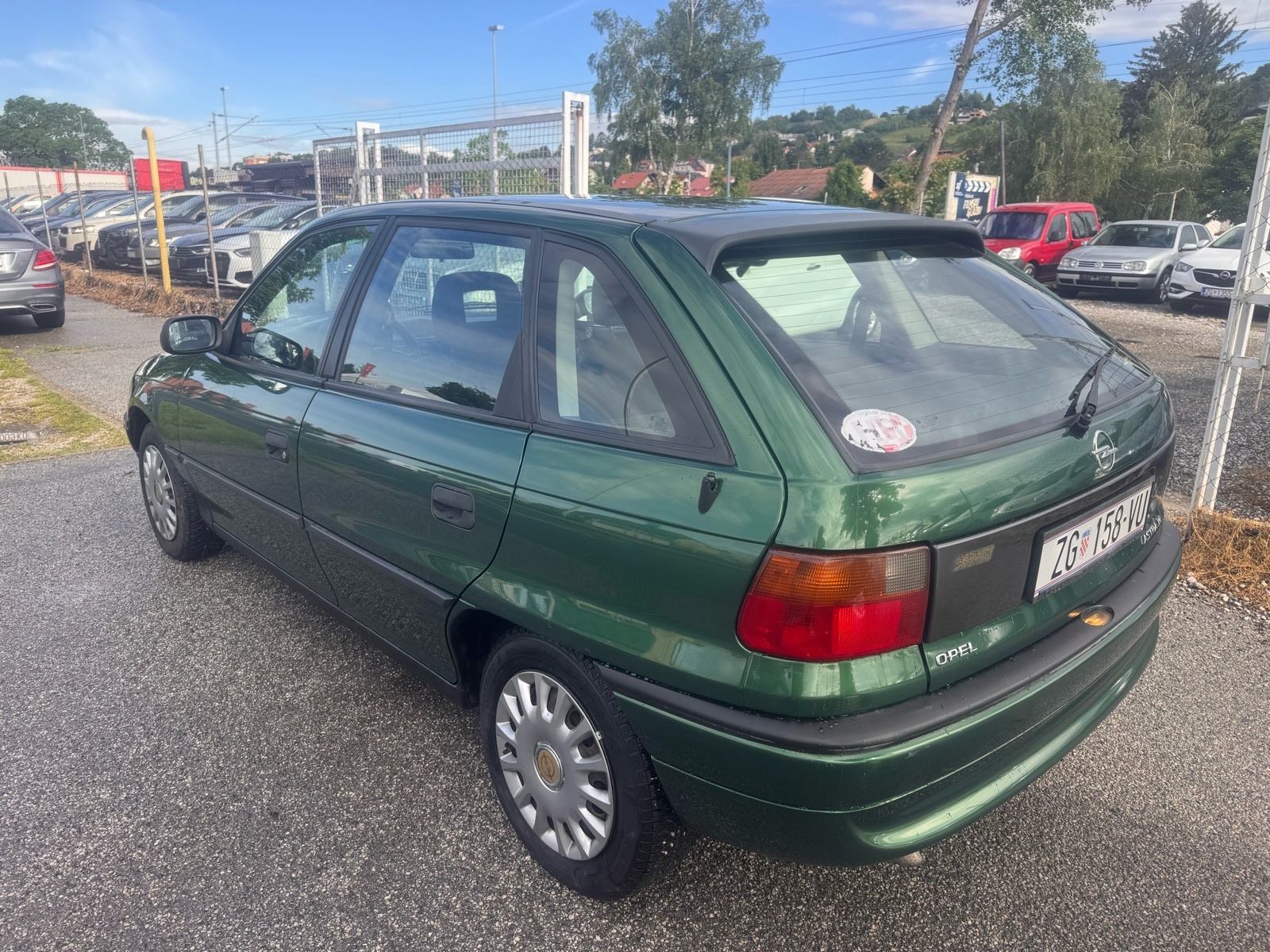 Opel Astra 1.6 i prvi vlasnik., fotografija 8