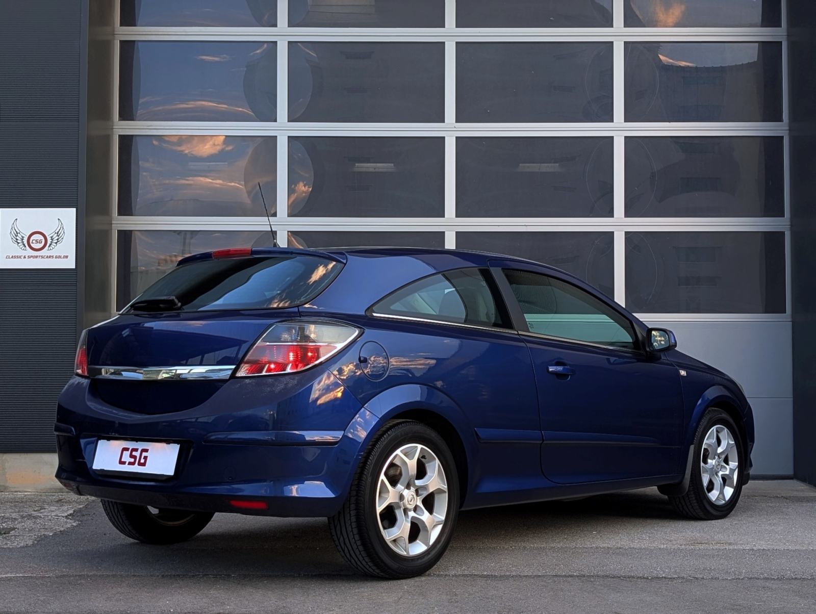 Opel Astra GTC 1.7 CDTI Cosmo, fotografija 7