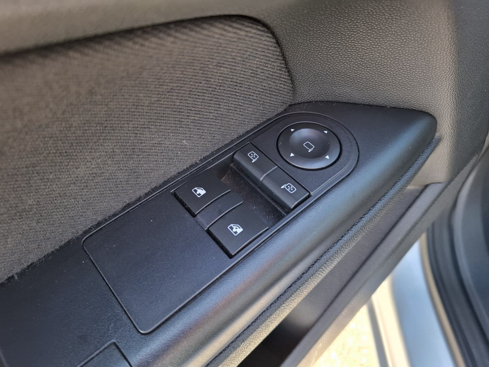Opel Astra H, 1.6 benzin, HR Auto, 2011. godina, fotografija 10