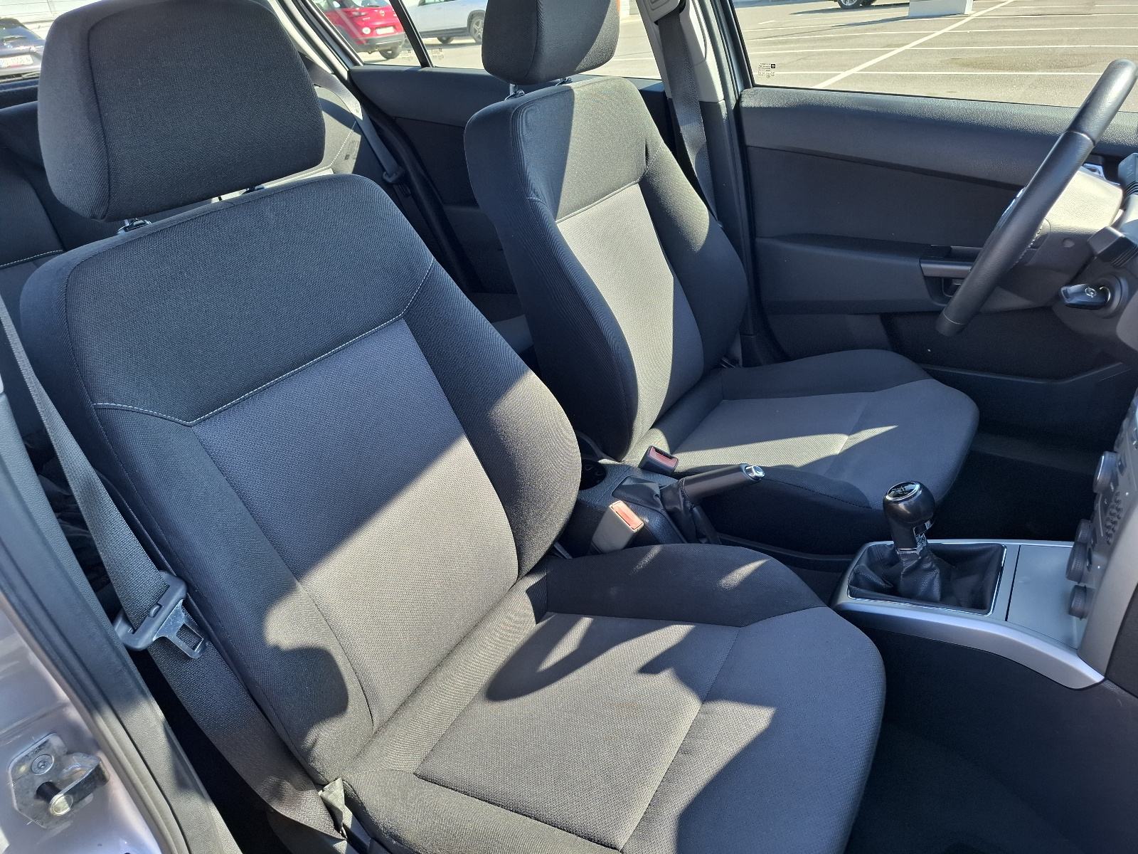 Opel Astra H, 1.6 benzin, HR Auto, 2011. godina, fotografija 16