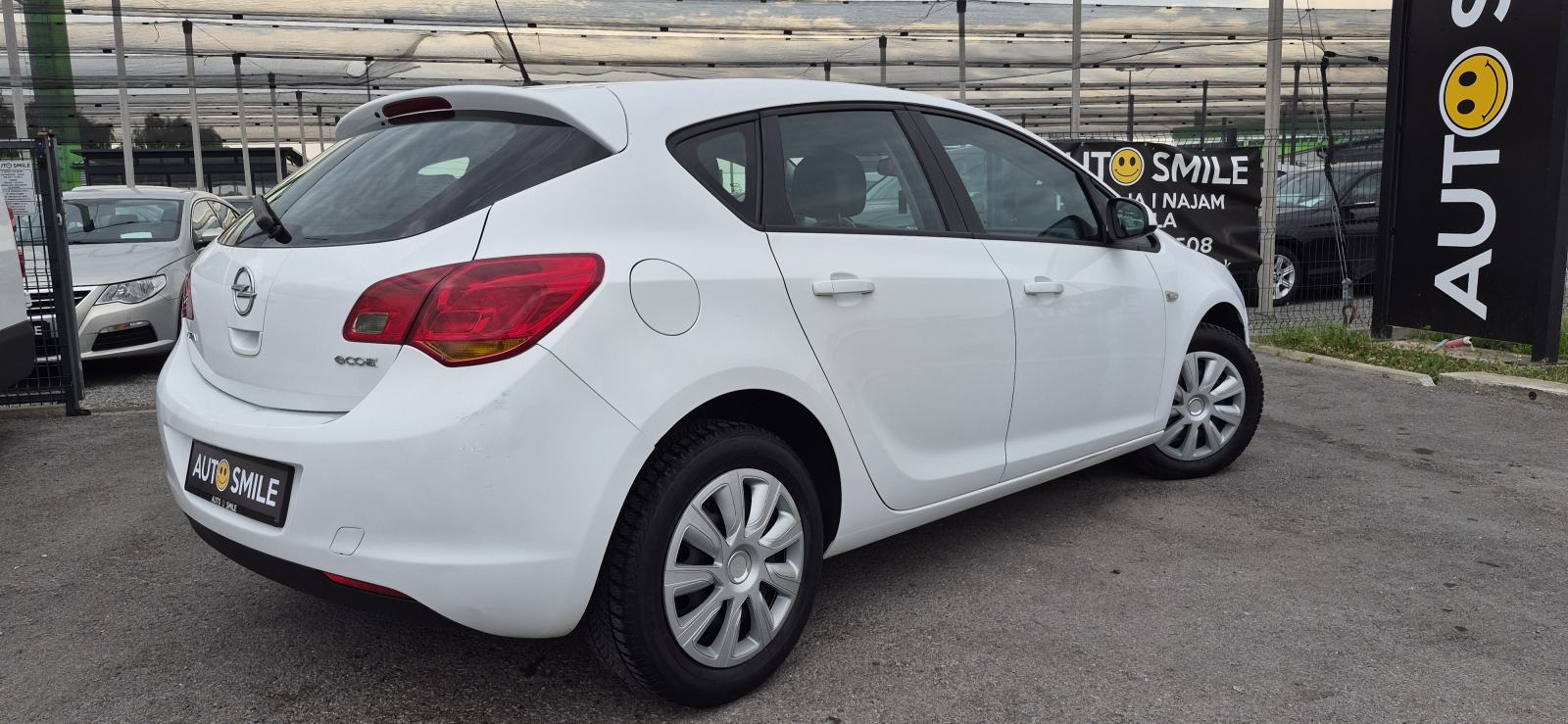Opel Astra J 1,3 CDTI, KLIMA, TEMP, CENT. ZAKLJUČAVANJE, MAGLENKE..., fotografija 6