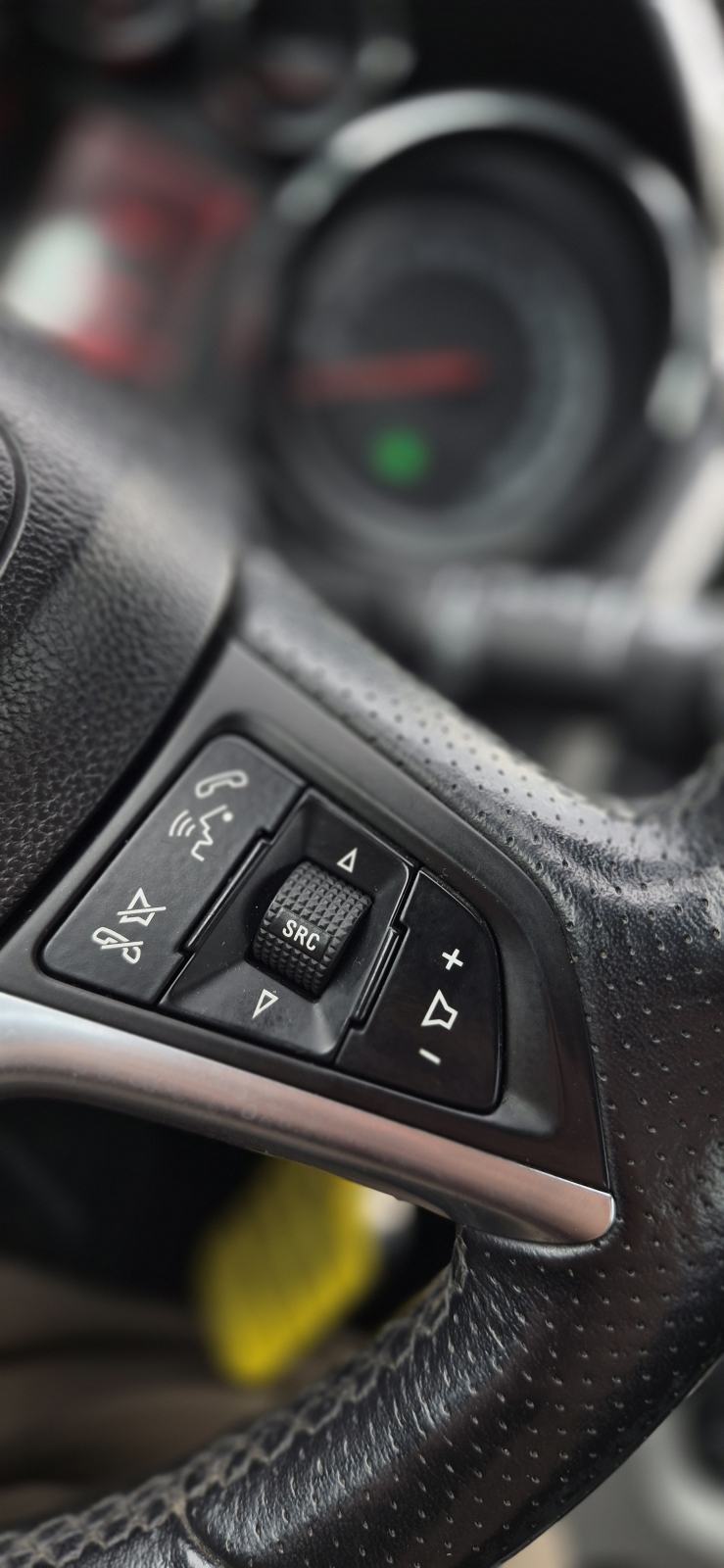 Opel Astra J 1,3 CDTI, KLIMA, TEMP, CENT. ZAKLJUČAVANJE, MAGLENKE..., fotografija 16