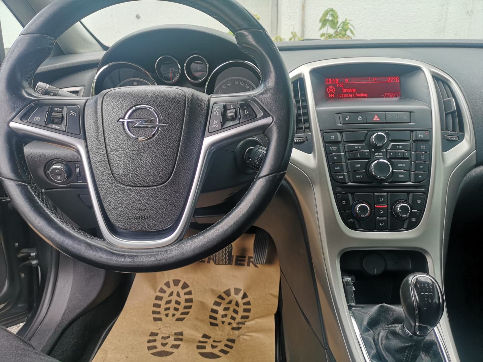 OPEL ASTRA J KARAVAN 1.7 CDTI KLIMA TEMPOMAT GRIJANJE SJEDALA REG 6/27, fotografija 10