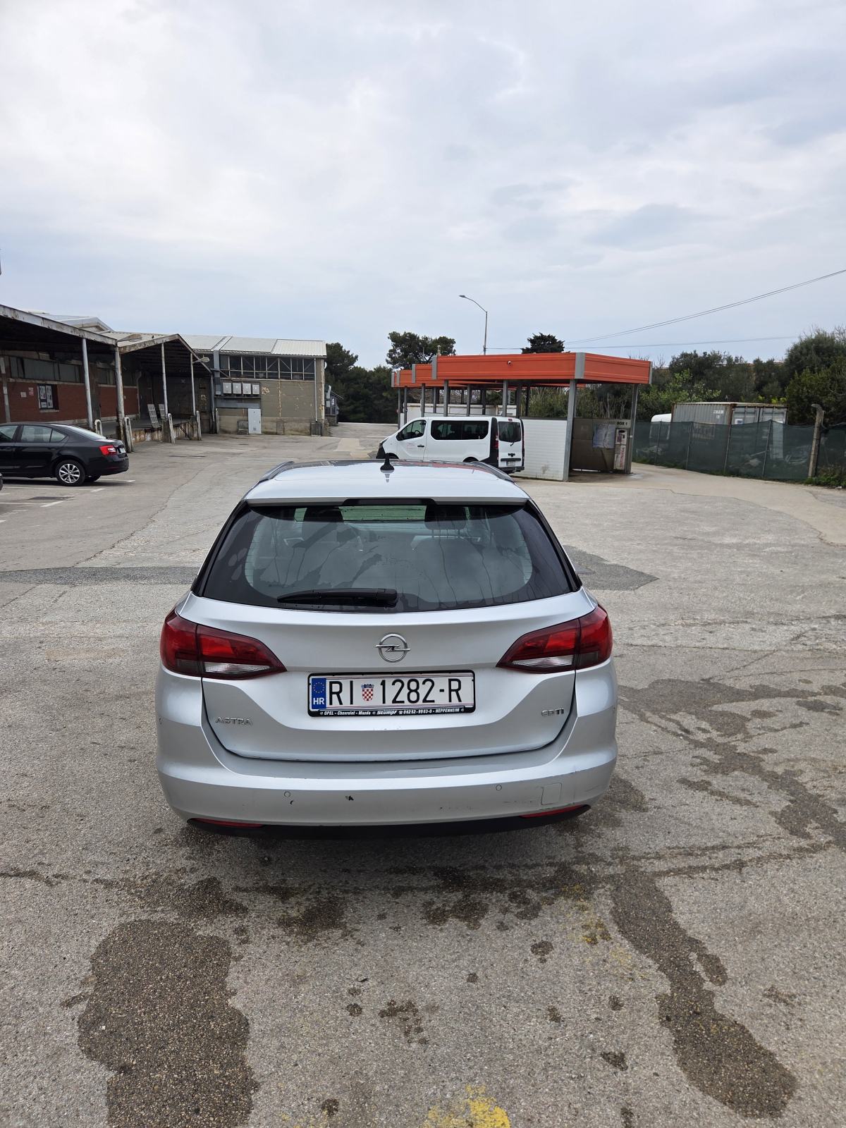 Opel Astra K Sports Tourer 1.6 CDTI (2016), fotografija 3