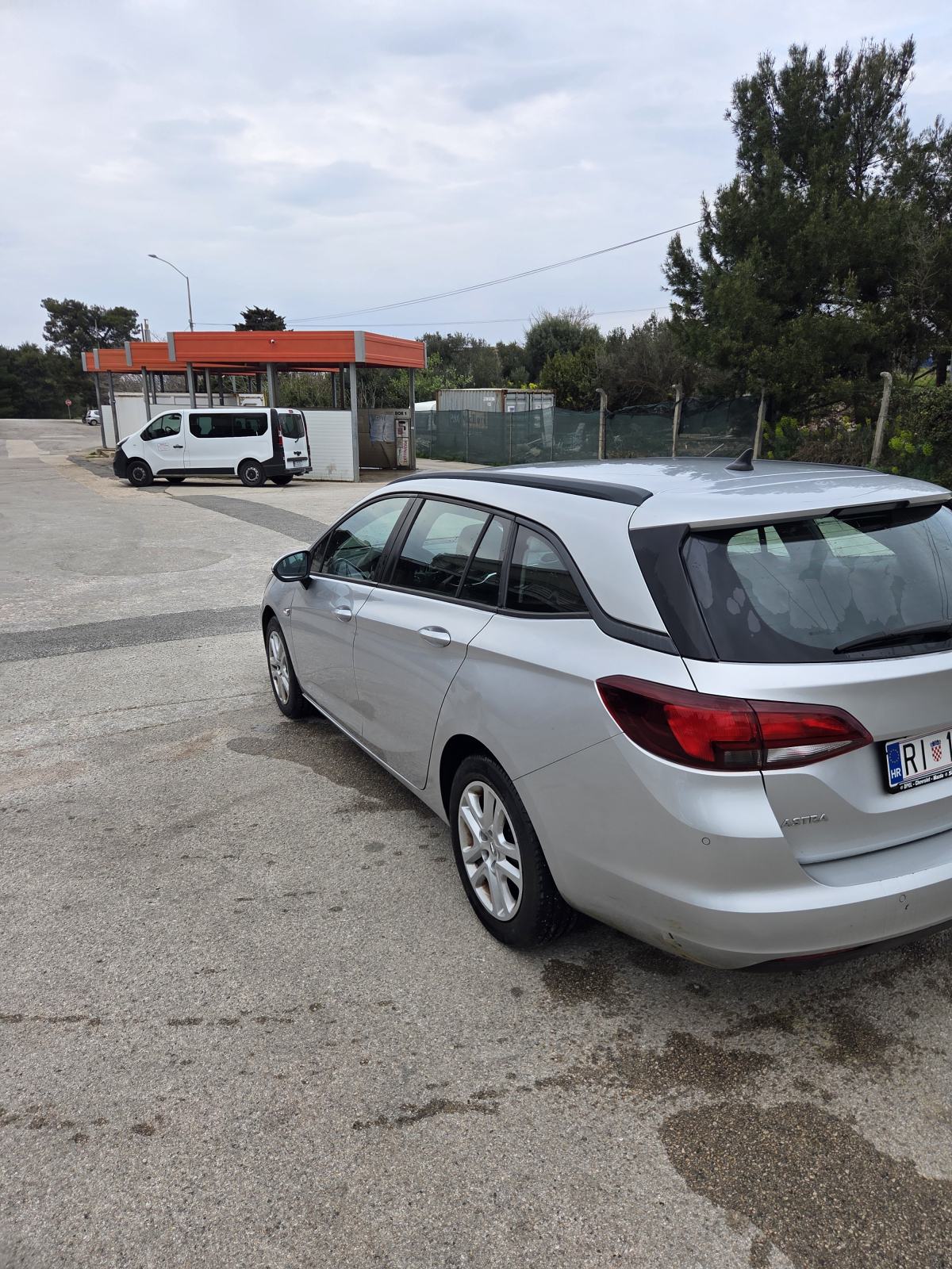 Opel Astra K Sports Tourer 1.6 CDTI (2016), fotografija 5
