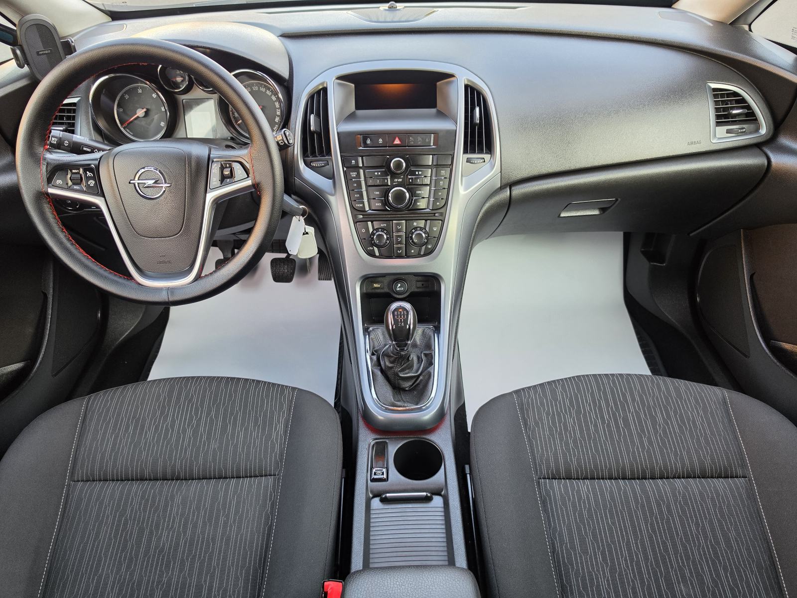 Opel Astra Karavan 1,3 CDTI **ENJOY**KLIMA**ODLIČNA**REG 1 GOD**, fotografija 19