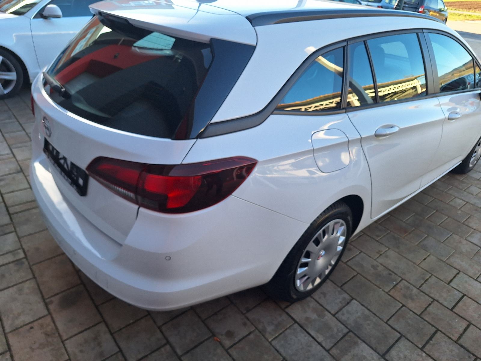 Opel Astra Karavan 1,5 D automatik REGISTRIRAN 1 GOD//2020//, fotografija 6