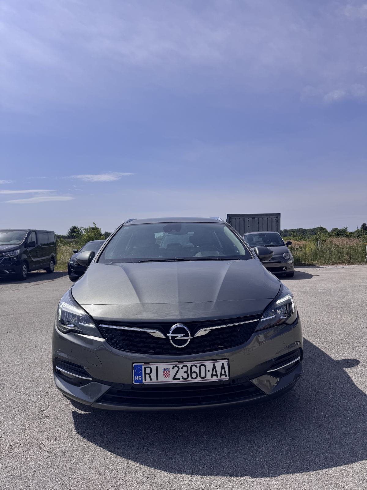 Opel Astra Karavan 1,5 D, fotografija 2