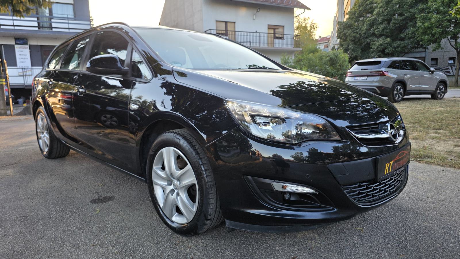 Opel Astra Karavan 1,6 CDTI, 1vl, 141 TKM, servisna, klima, TOP STANJE, fotografija 4