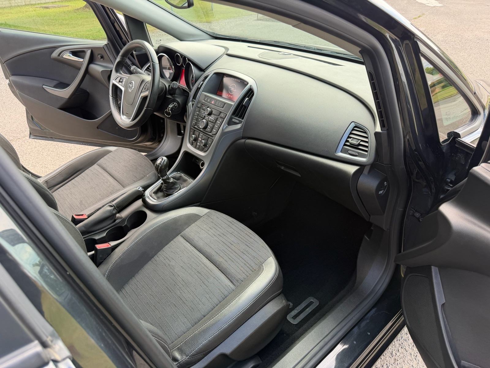 Opel Astra Karavan 1,6 CDTI Euro6 , cosmo , 5400€, fotografija 14