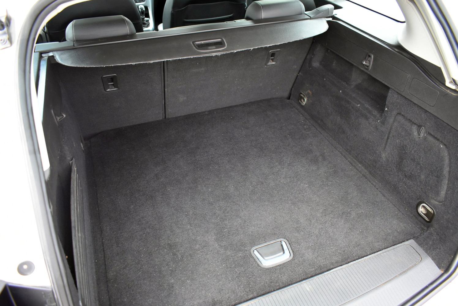Opel Astra Karavan 1,6 CDTI *JAMSTVO, ALU NAPLATCI*, fotografija 9