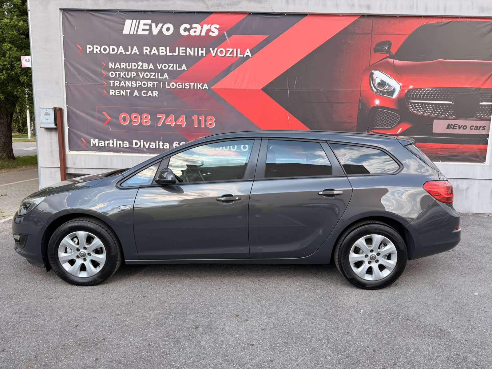 Opel Astra Karavan 1,6 CDTI KLIMA ALU -REG 03/2027, fotografija 4