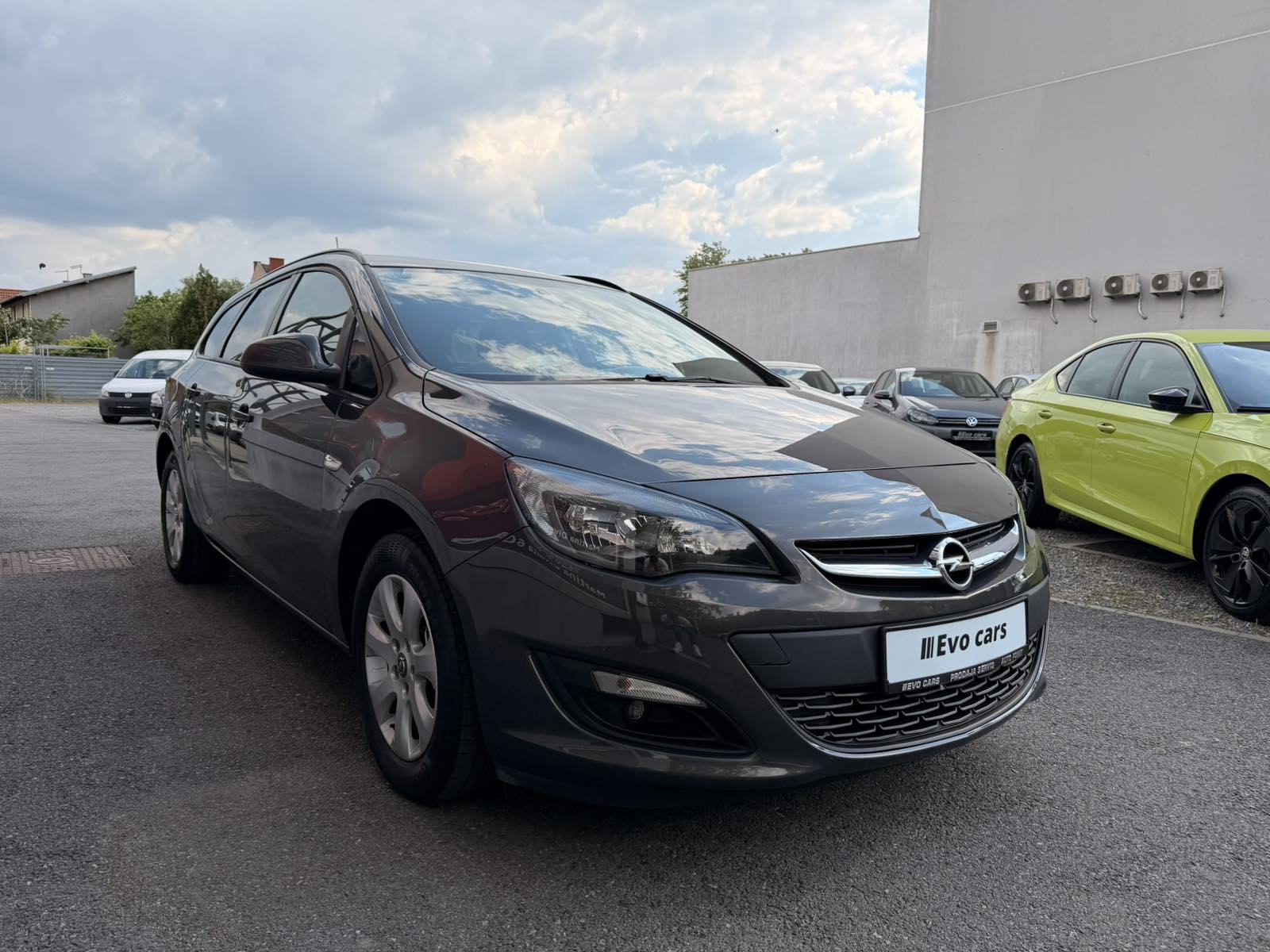 Opel Astra Karavan 1,6 CDTI KLIMA ALU -REG 03/2027, fotografija 3