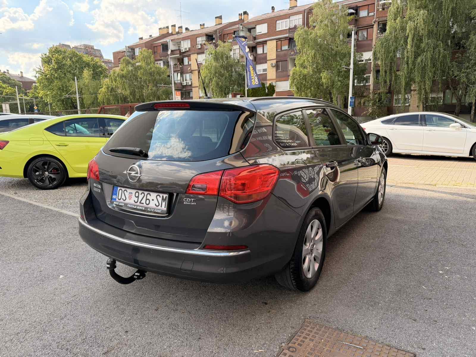 Opel Astra Karavan 1,6 CDTI KLIMA ALU -REG 03/2027, fotografija 7