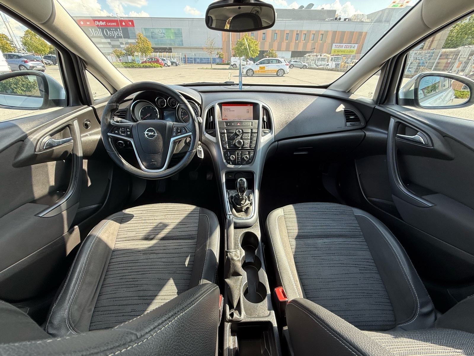 Opel Astra Karavan 1,6CDTI MULTIMEDIA, KLIMA, 6BRZINA, PDV, REG: 07/26, fotografija 12
