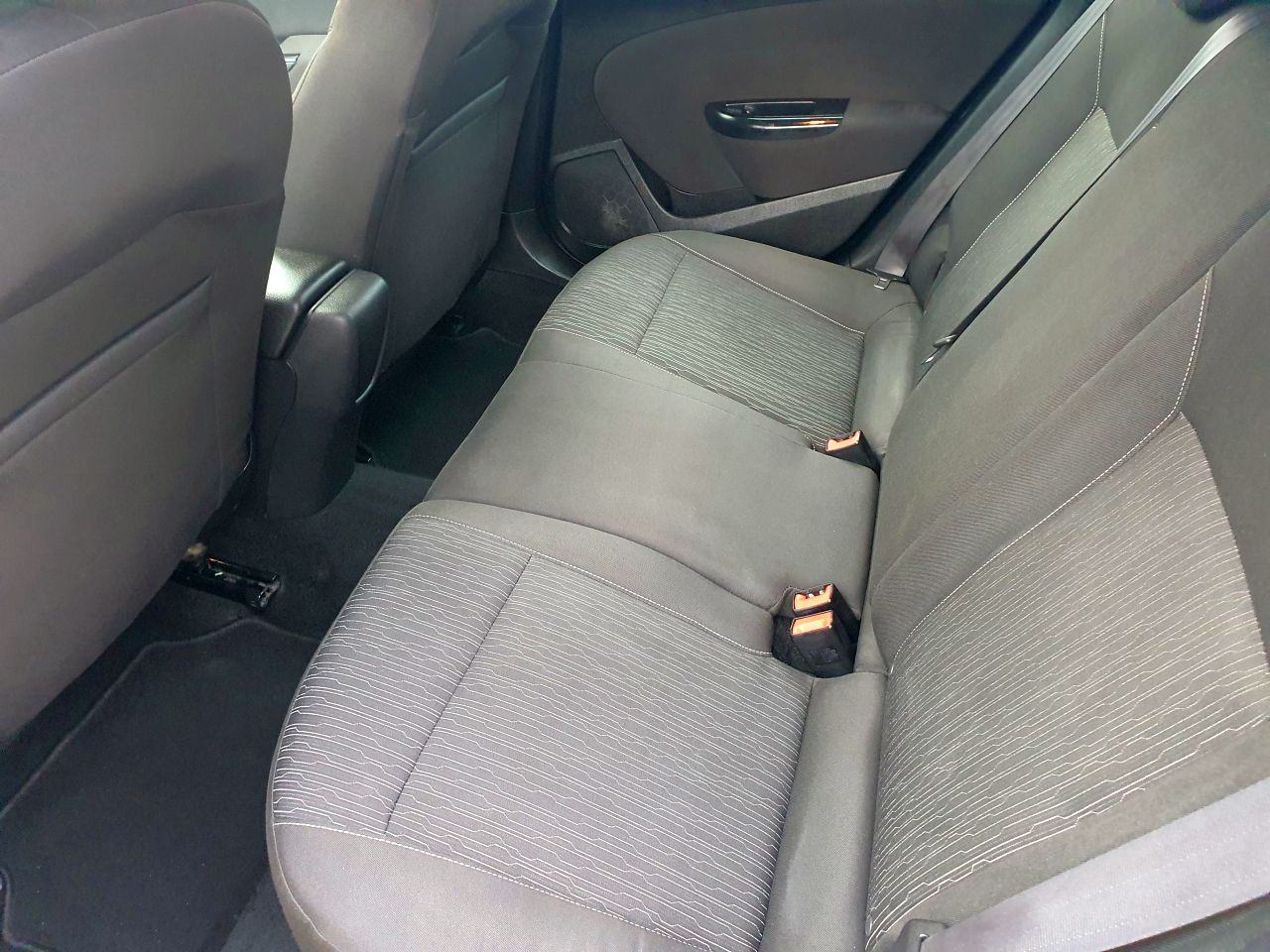 Opel Astra Karavan 1,6 CDTI NAVI (plaćanje do 36 rata), fotografija 11
