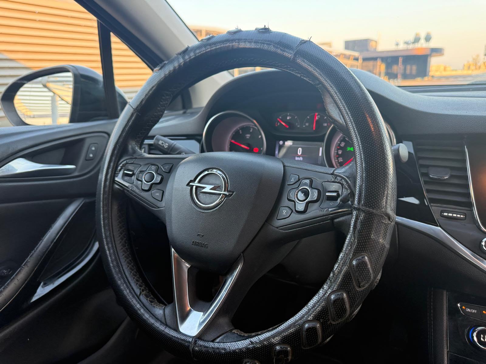 Opel Astra Karavan 1,6 CDTI*Reg.god dana 08/2027*Navi*Klima*, fotografija 9