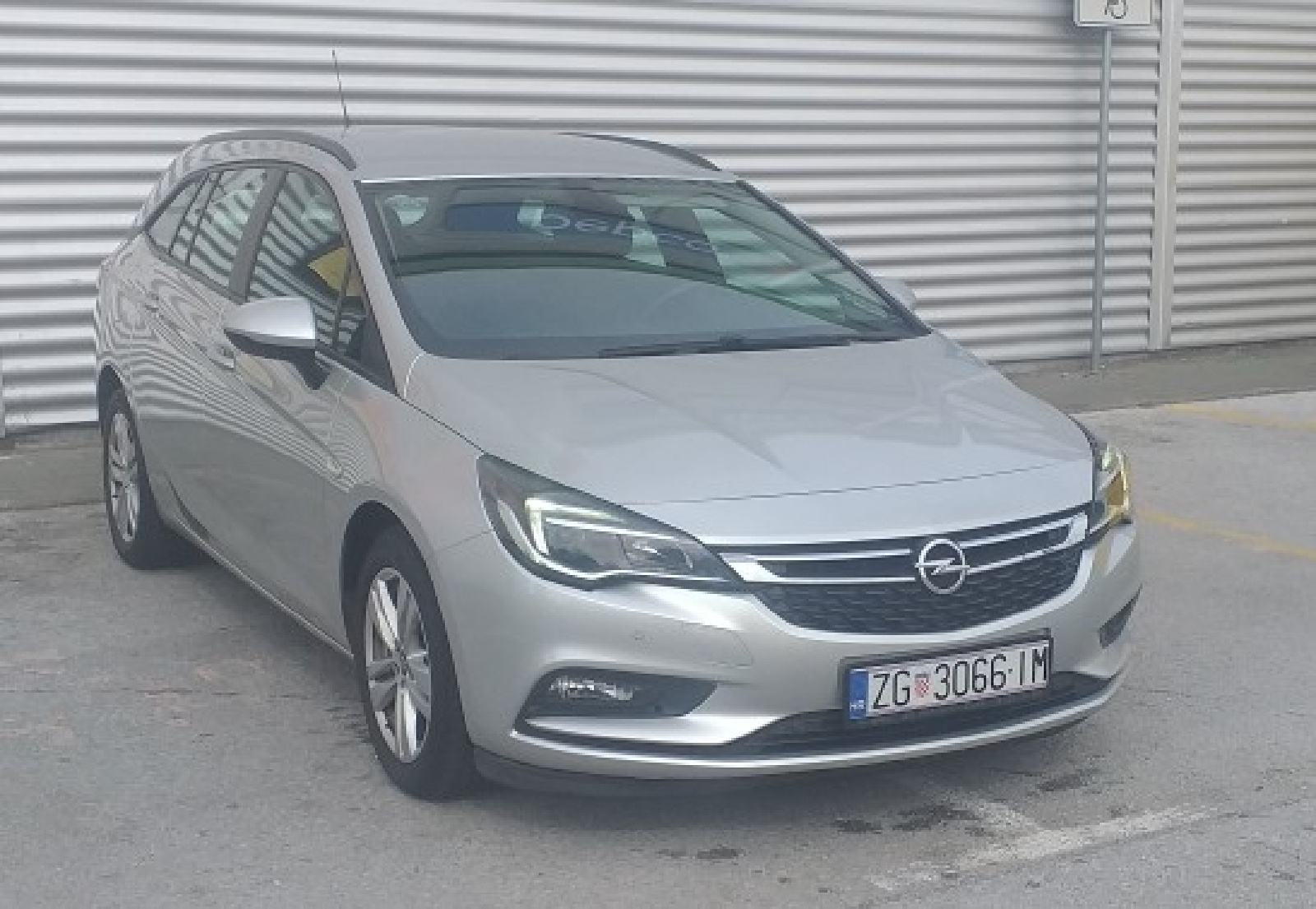 Opel Astra Karavan 1.6 cdti, fotografija 1