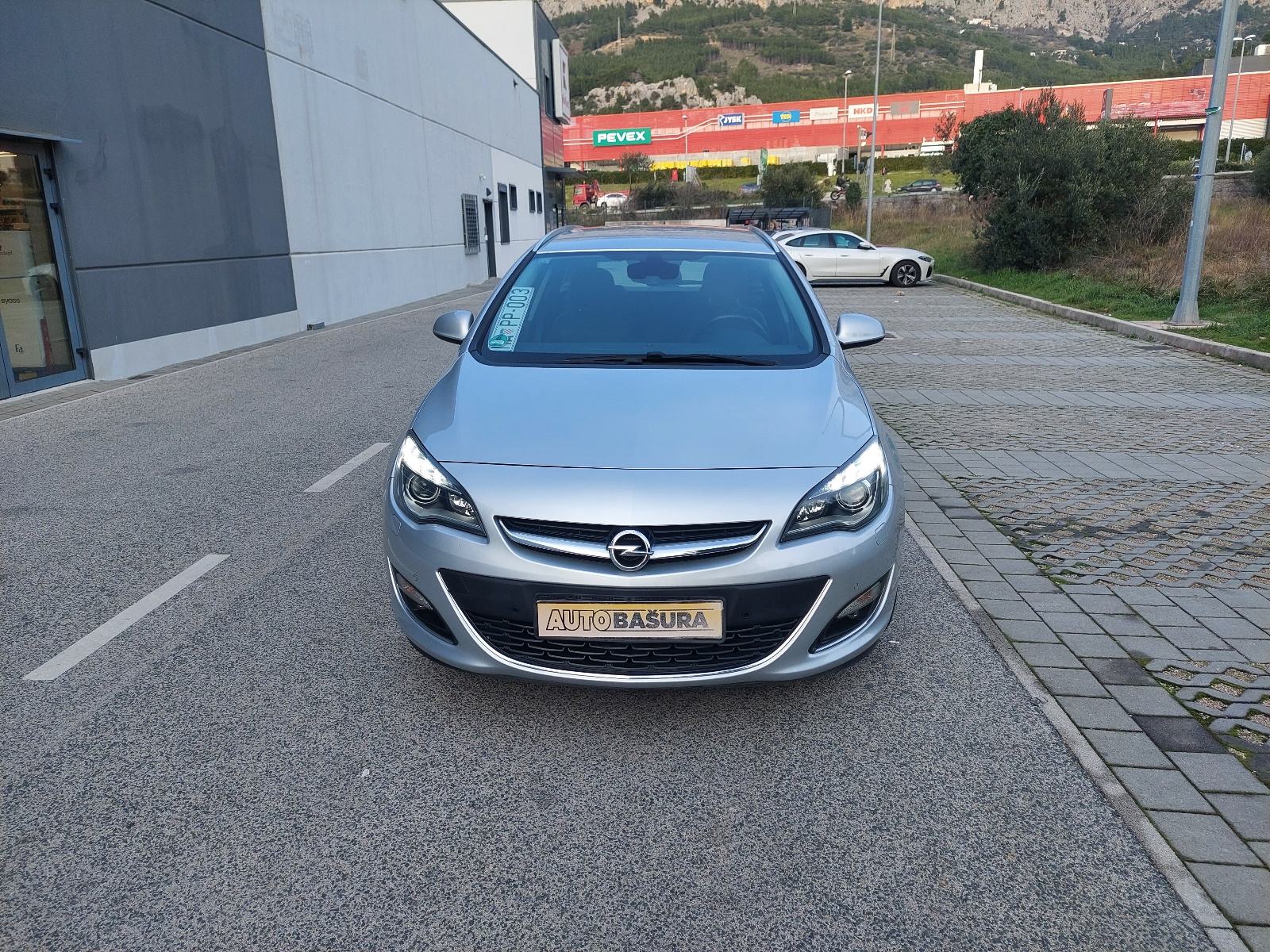 Opel Astra Karavan 1.6 CDTI, fotografija 2