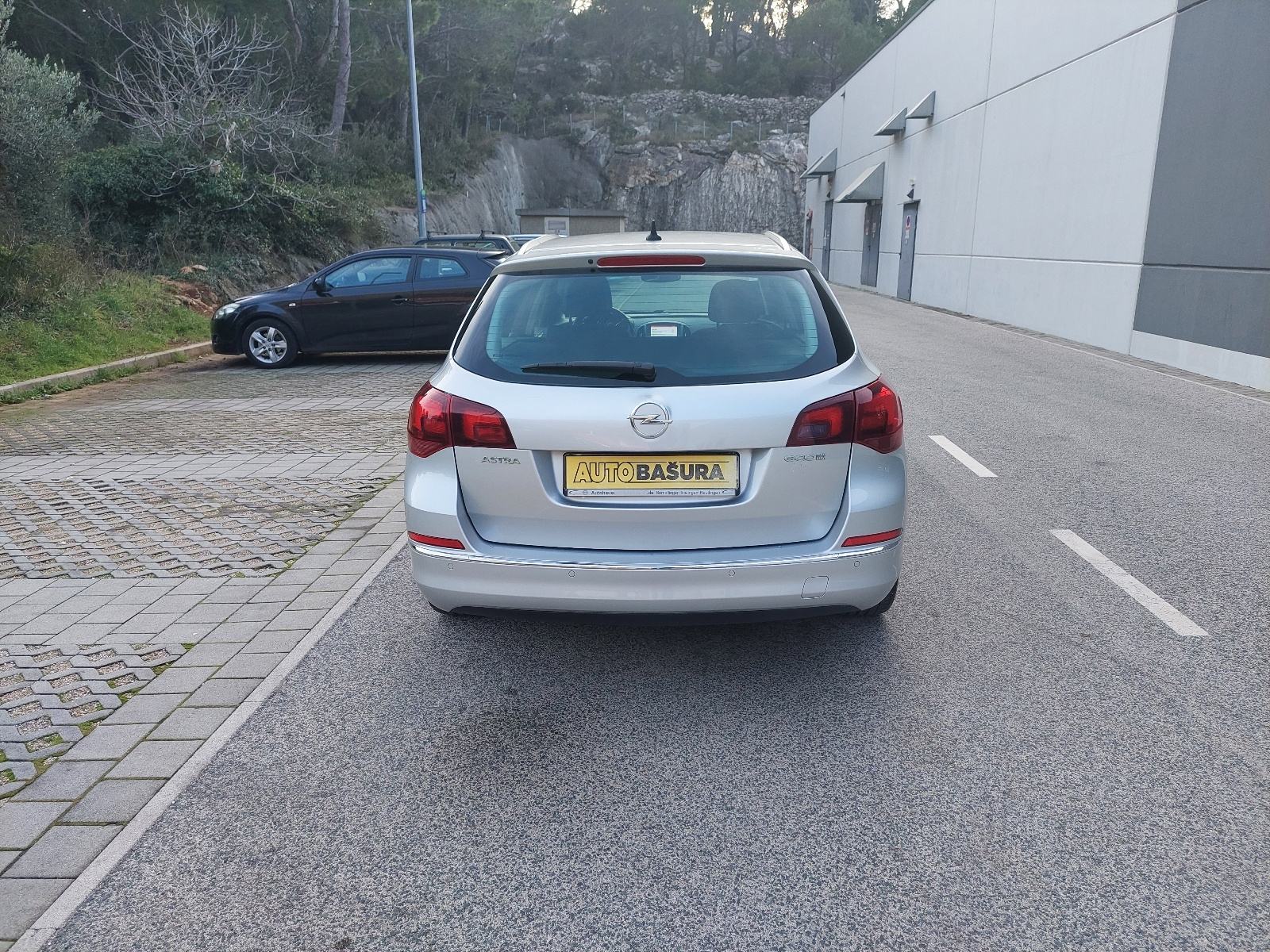 Opel Astra Karavan 1.6 CDTI, fotografija 7