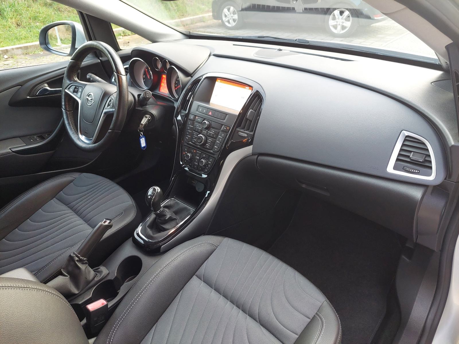 Opel Astra Karavan 1.6 CDTI, fotografija 14