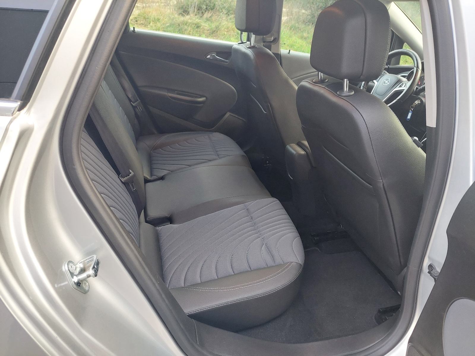 Opel Astra Karavan 1.6 CDTI, fotografija 17