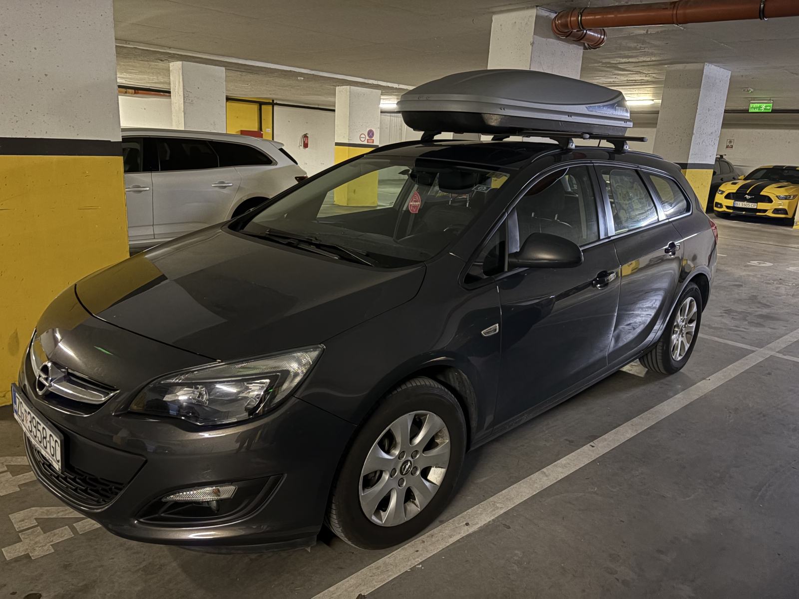 Opel Astra Karavan 1,6 CDTI, fotografija 2
