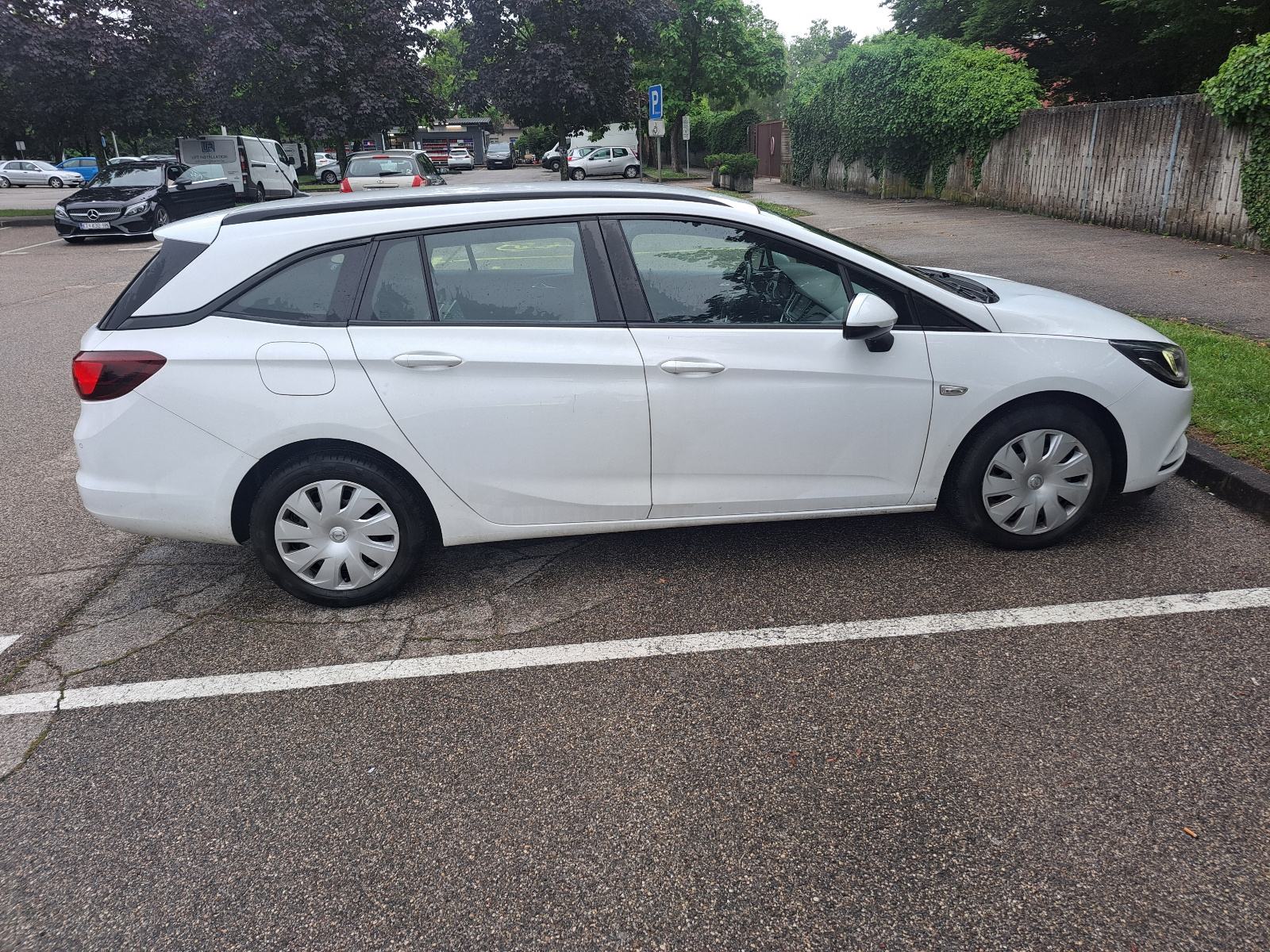 Opel Astra Karavan 1.6 CDTI, fotografija 4