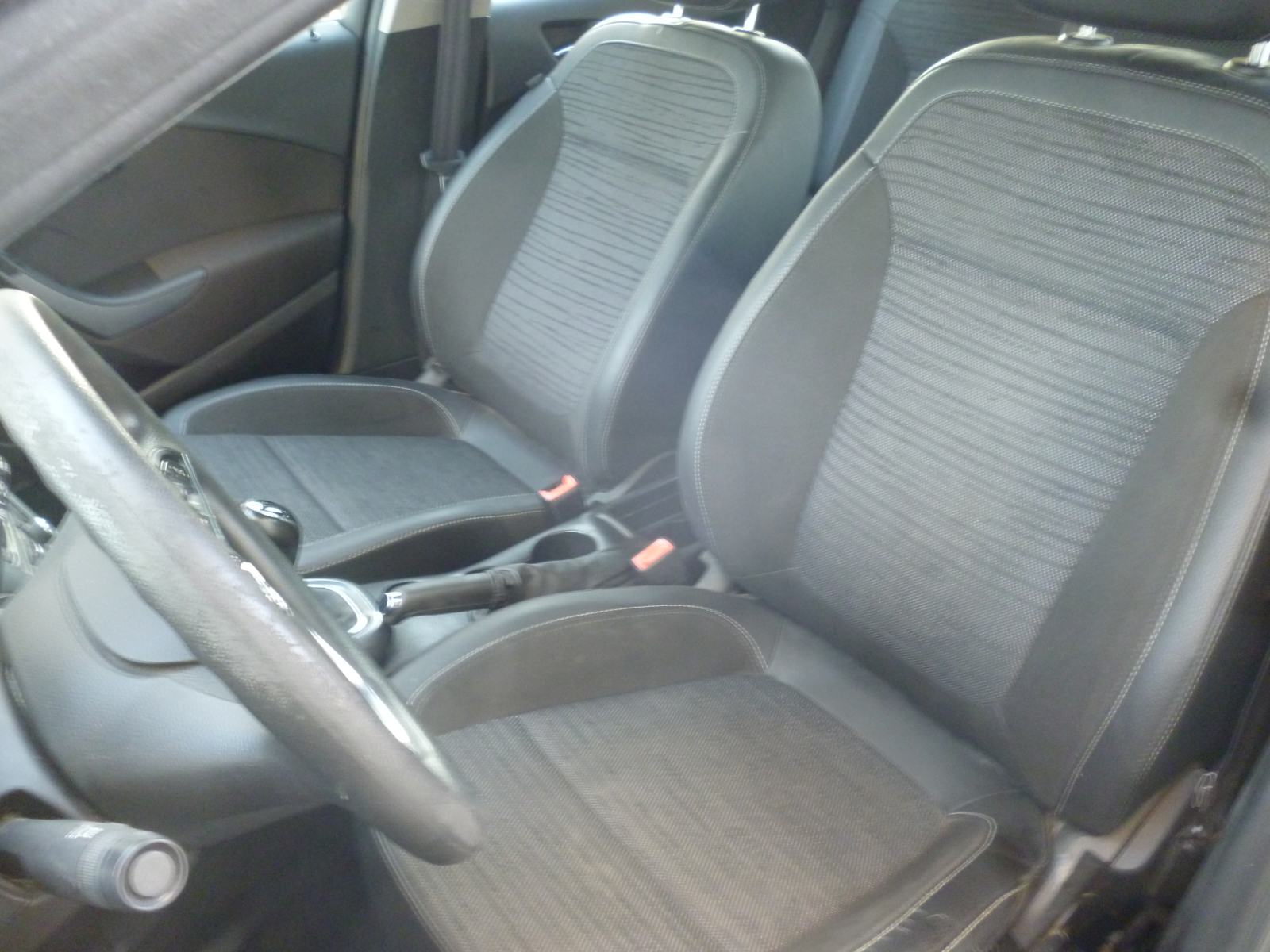 Opel Astra Karavan 1,6 CDTI, fotografija 13