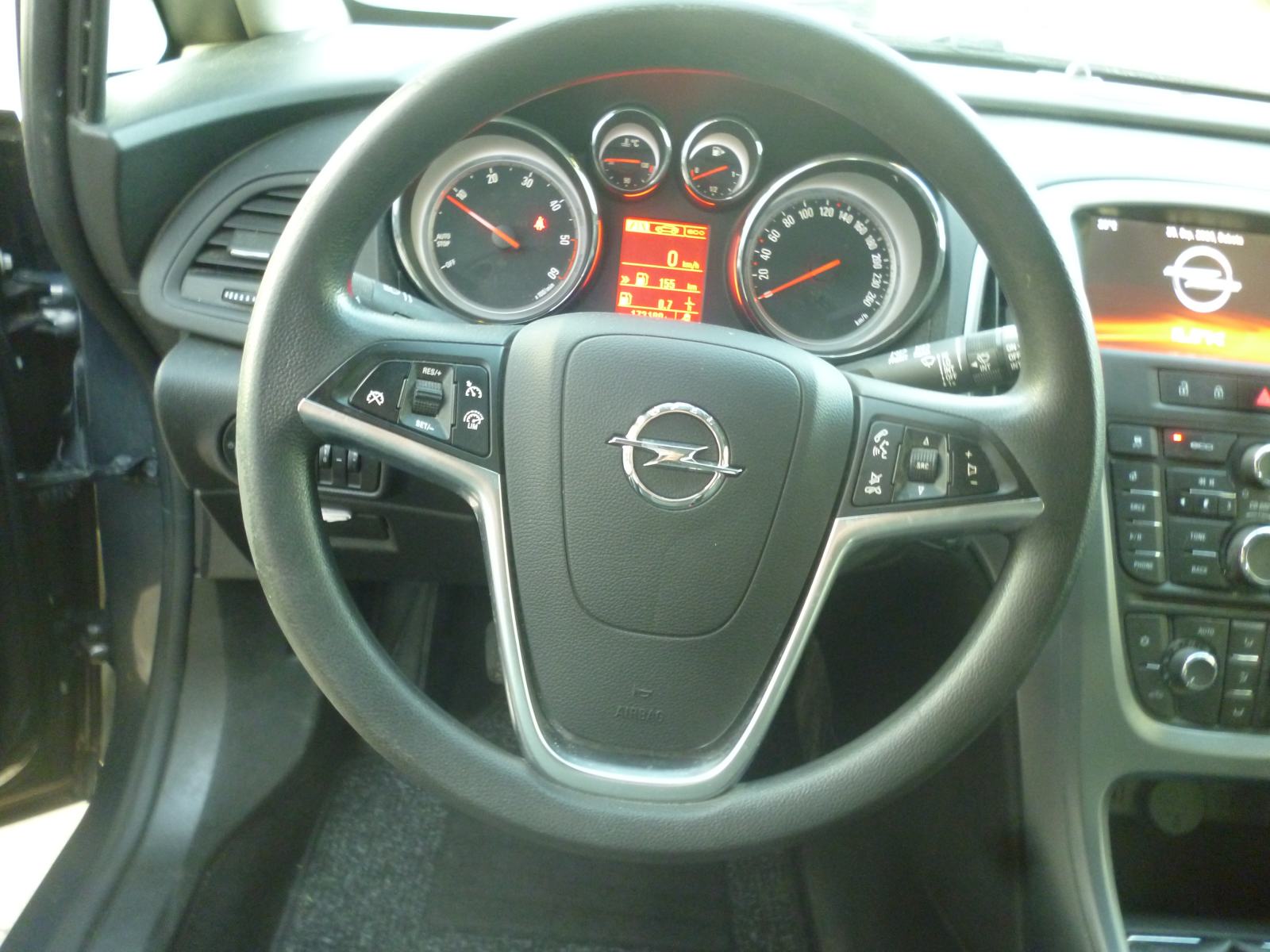 Opel Astra Karavan 1,6 CDTI, fotografija 10
