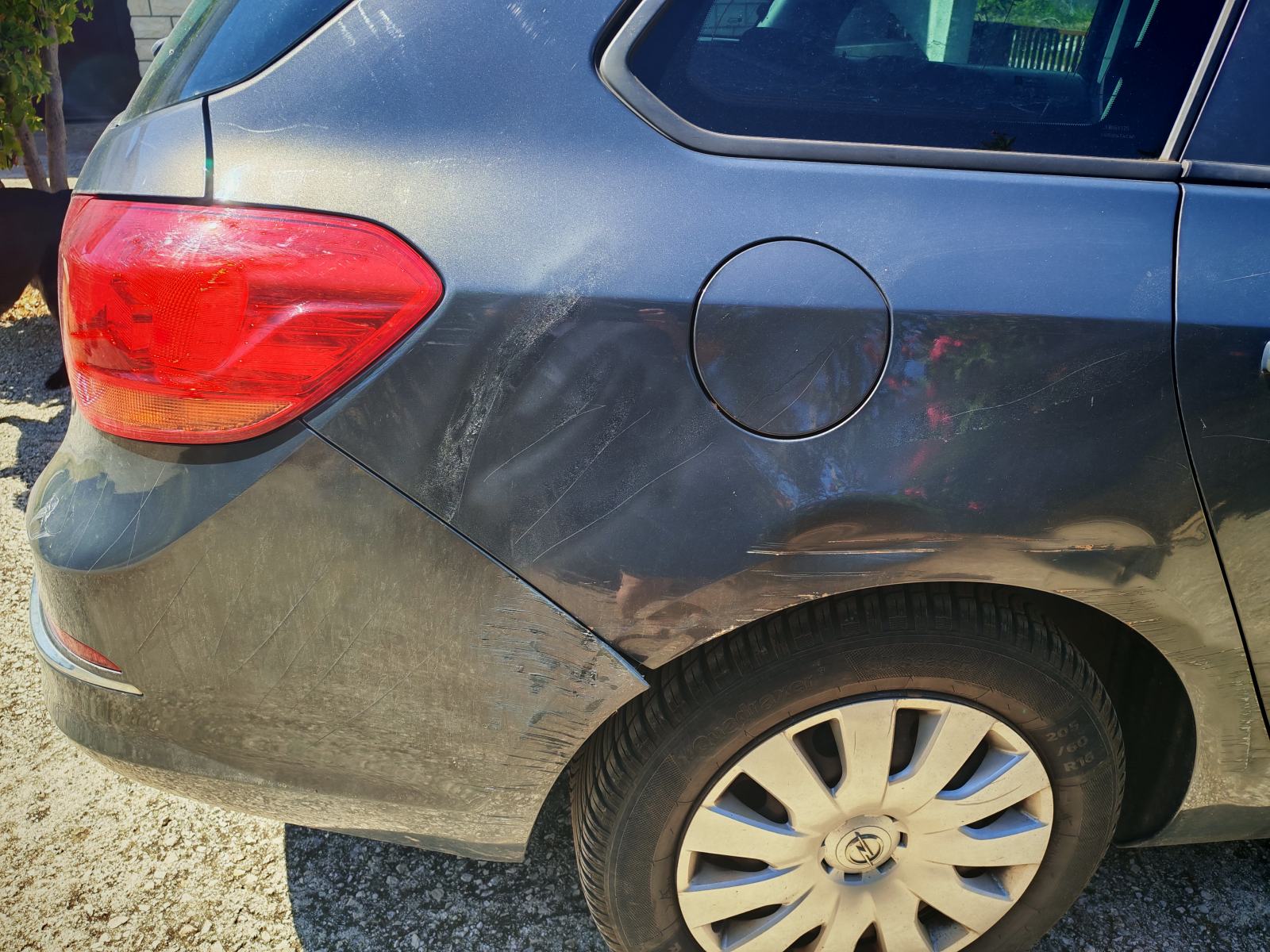 Opel Astra Karavan 1,6 CDTI, fotografija 5