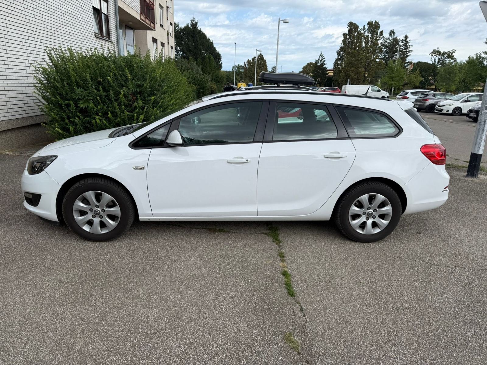 Opel Astra Karavan 1,6 CDTI, fotografija 2