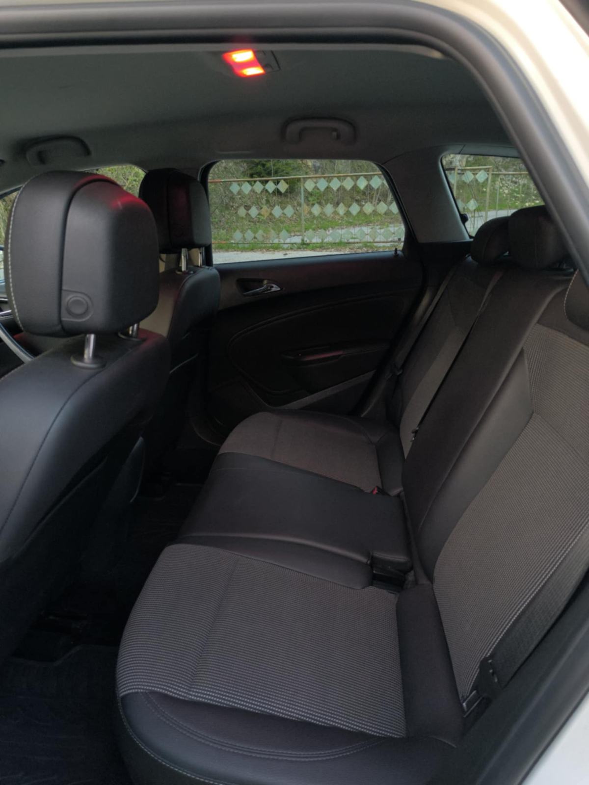Opel Astra Karavan 1,6, fotografija 6