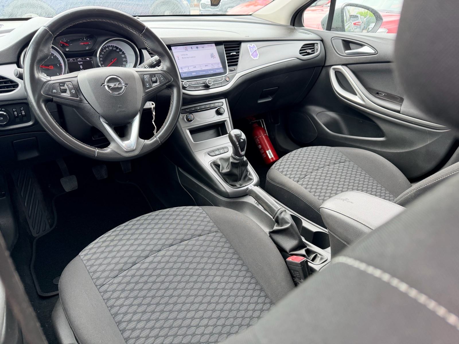 Opel Astra Karavan 1.6CDTI*NAPRAVLJEN VELIKI SERVIS*NOVI KUPLUNG SET*, fotografija 9