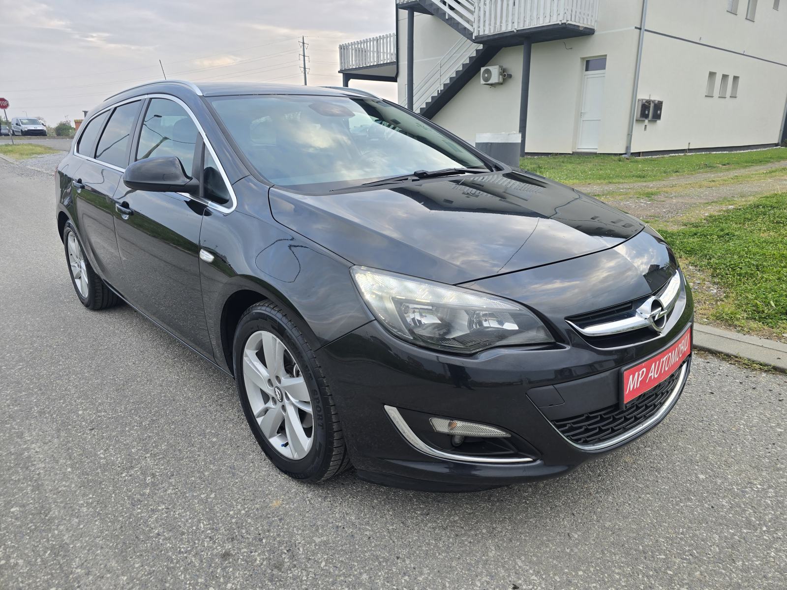 Opel Astra Karavan 1,7 CDTI-2015gd.md-NAVIGACIJA-klima,alu,kuka,KARTIC, fotografija 4