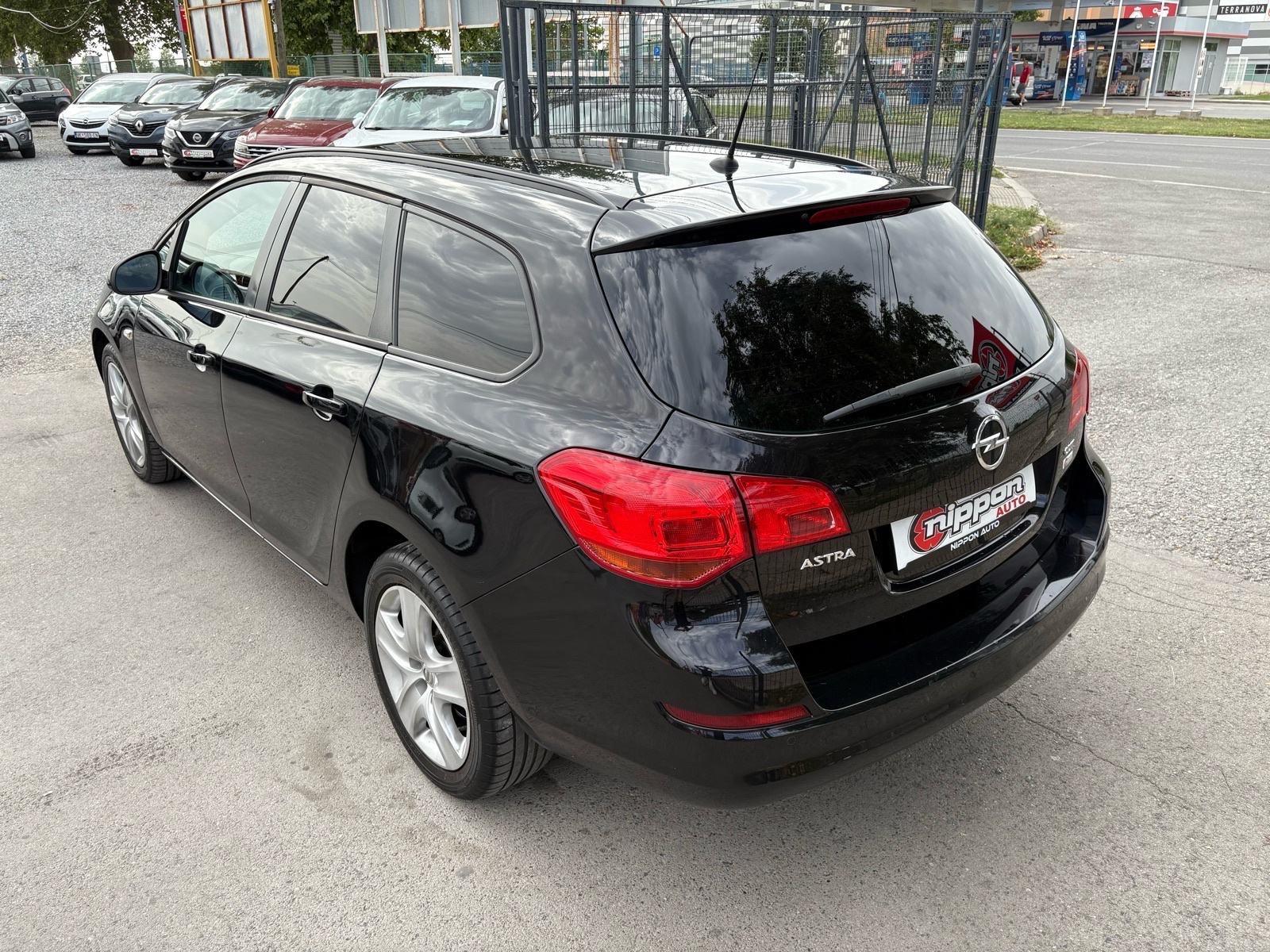 Opel Astra Karavan 1,7 CDTI KLIMA - SENZORI - AUTOKREDIT, fotografija 4